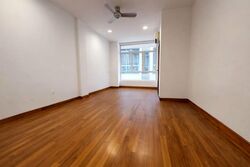 People's Garden (D19), Terrace #633408211
